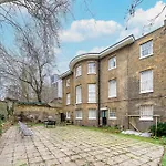 Sublime 2Bed Near 02 Arena, Airport, Drl & Jubilee Line