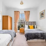 Sublime 2Bed Near 02 Arena, Airport, Drl & Jubilee Line
