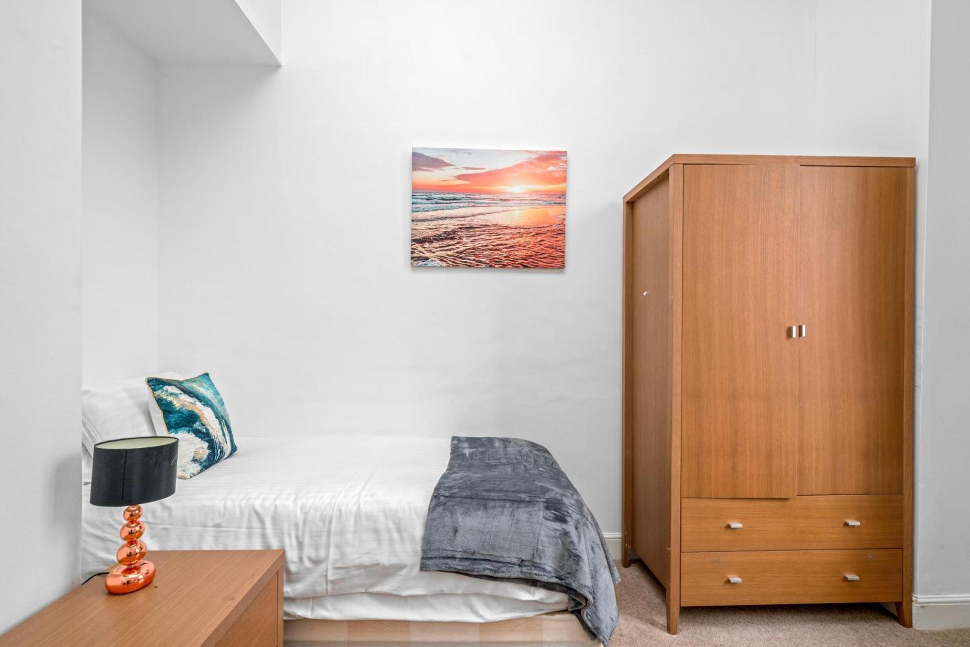 Sublime 2bed Near 02 Arena, Airport, Drl & Jubilee Line London